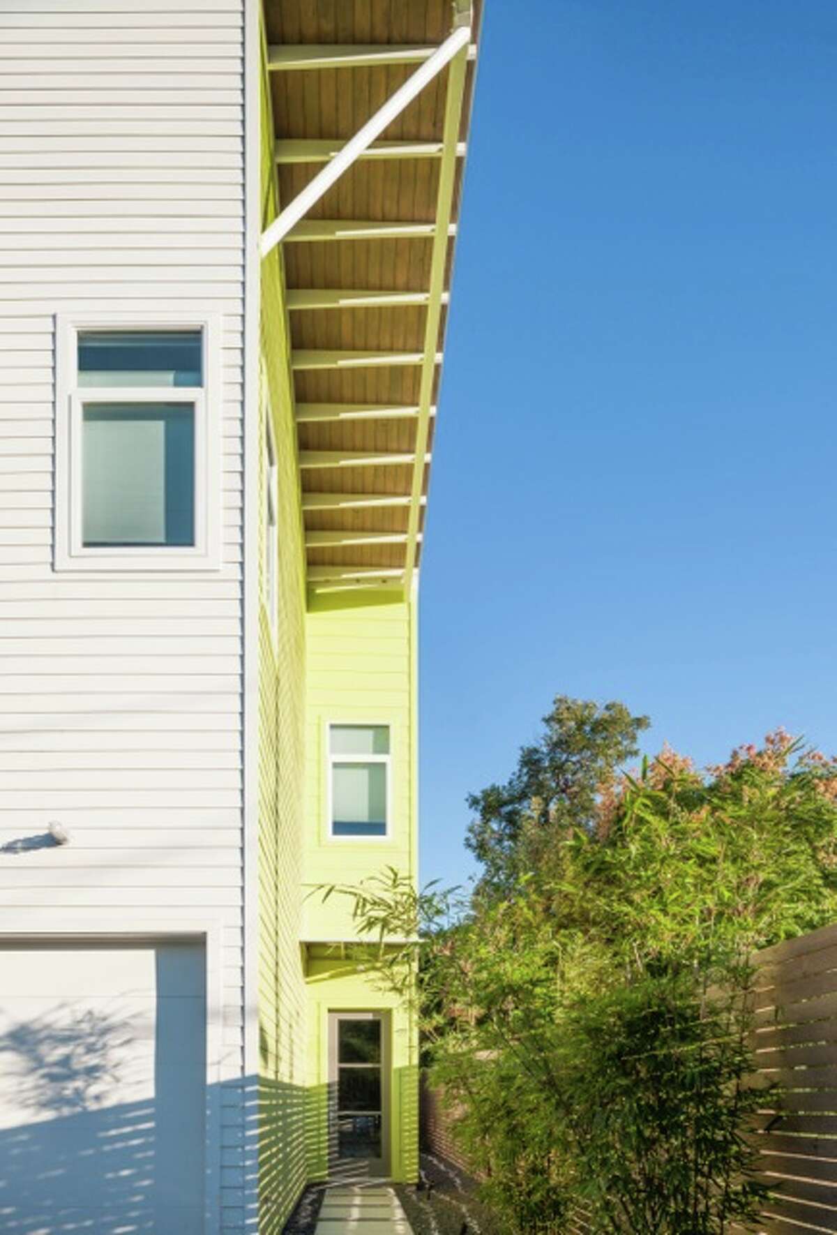 Green builder aims to transform Houston housing with kit homes