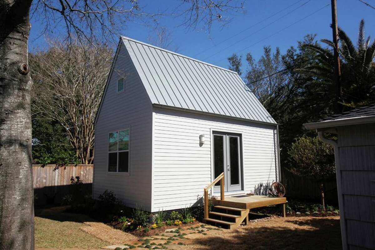 Green builder aims to transform Houston housing with kit homes