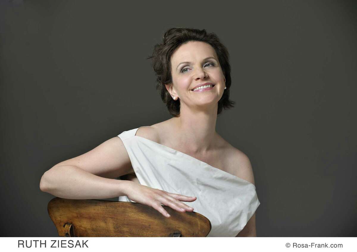 Soprano Ruth Ziesak contributed strong, tirelessly sustained phrases in her lone solo.