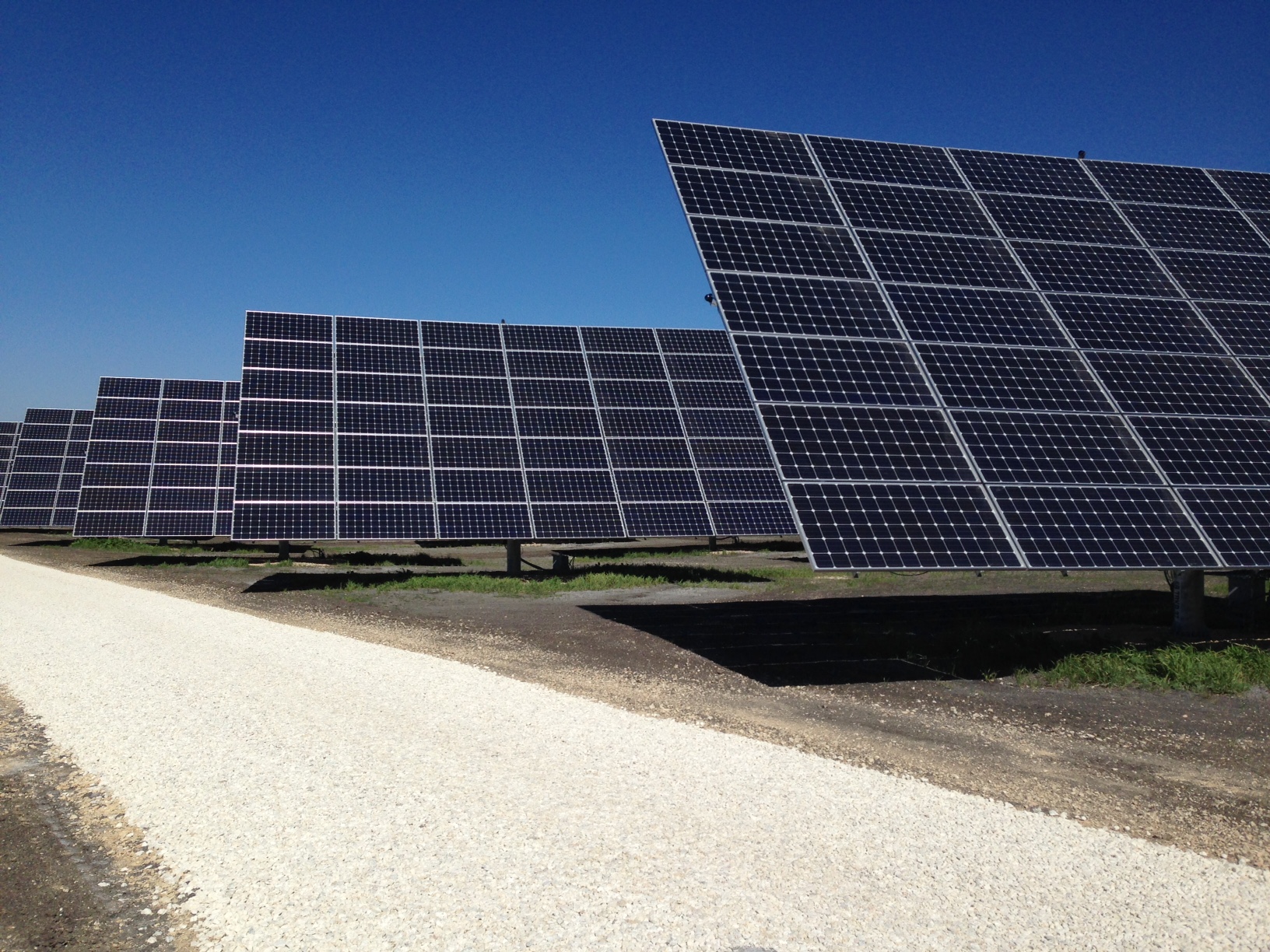 cps-energy-to-add-180-megawatts-of-solar-power-to-portfolio