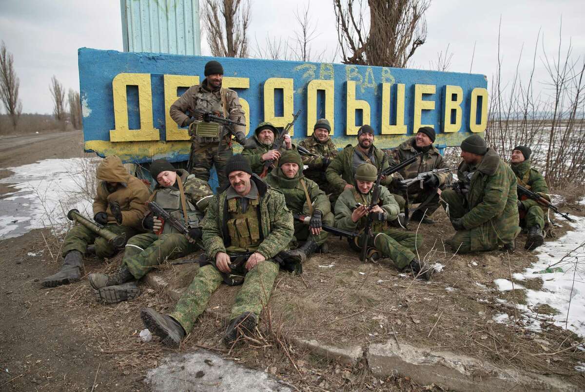 Ukraine: Military, separatists swap prisoners