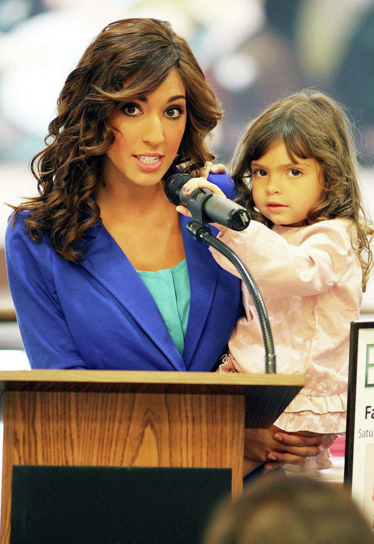 Farrah Abraham May Face Charges After Slinging Cha