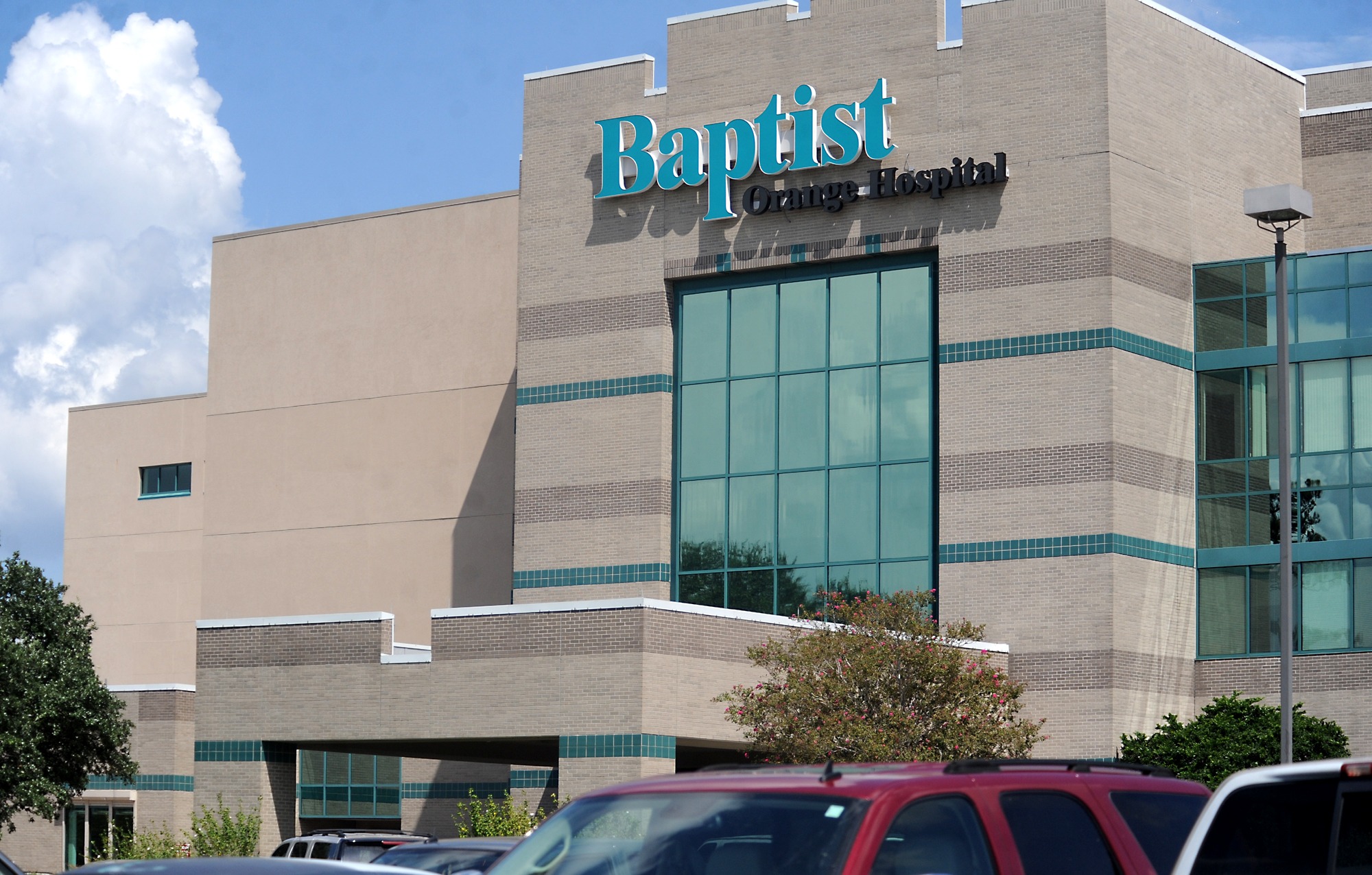 Baptist Orange Hospital will no longer admit patients