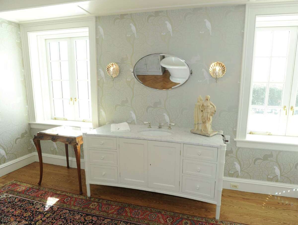 Byram Shore Road mansion on market for 29.5 million