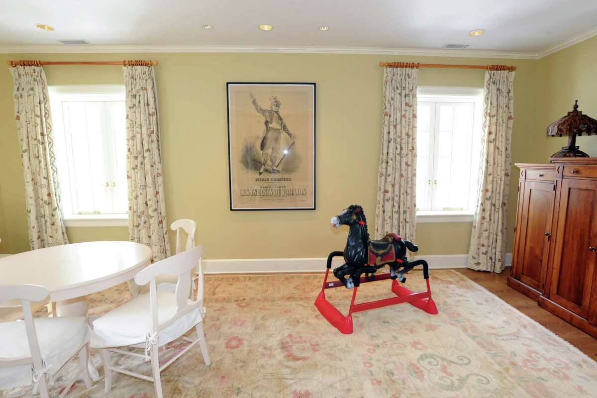 Byram Shore Road mansion on market for 29.5 million