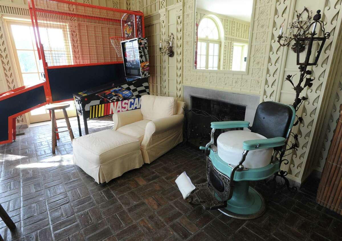 Byram Shore Road mansion on market for 29.5 million