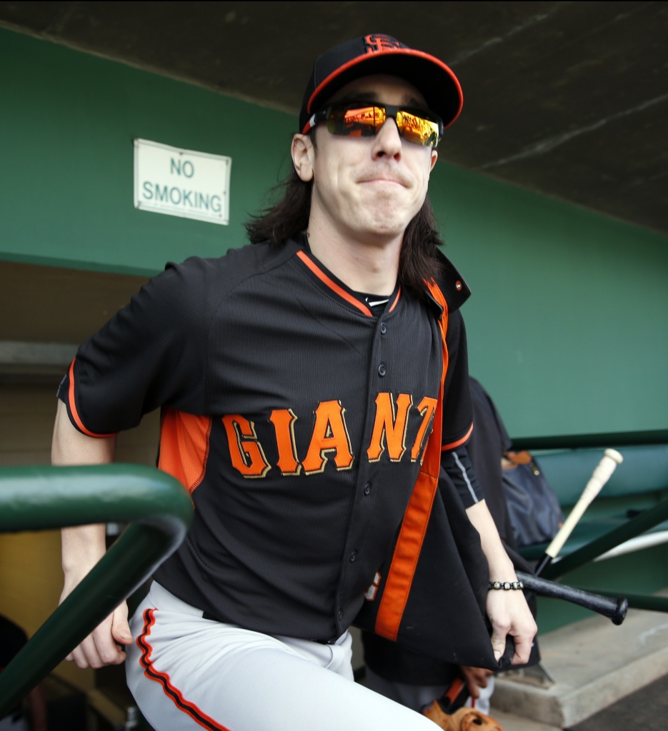 Giants' Lincecum gets good early reviews at spring training