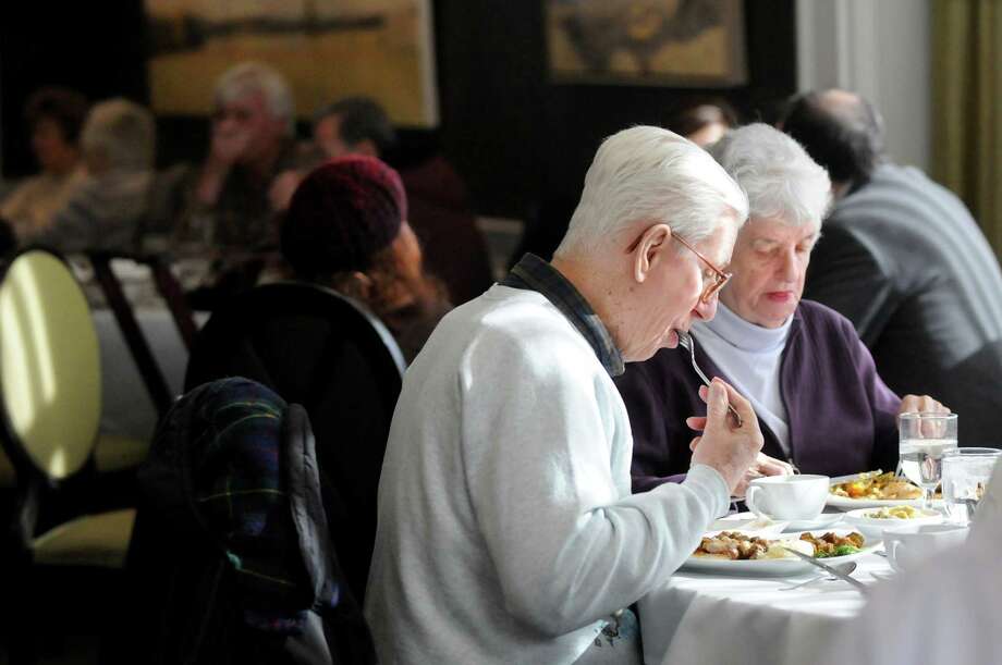 Casola Dining Room : Schenectady college offers culinary training ground - Choose a simple dining table, some matching and casual chairs and maybe a contrasting pendant lamp.