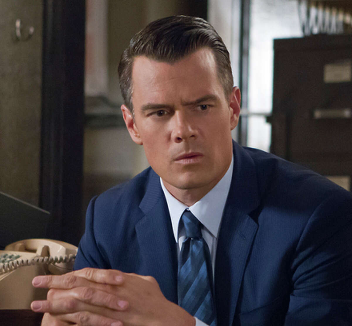 Films Et Séries Tv Avec Josh Duhamel TV review: 'Battle Creek' is more than a 'cereal' cop show