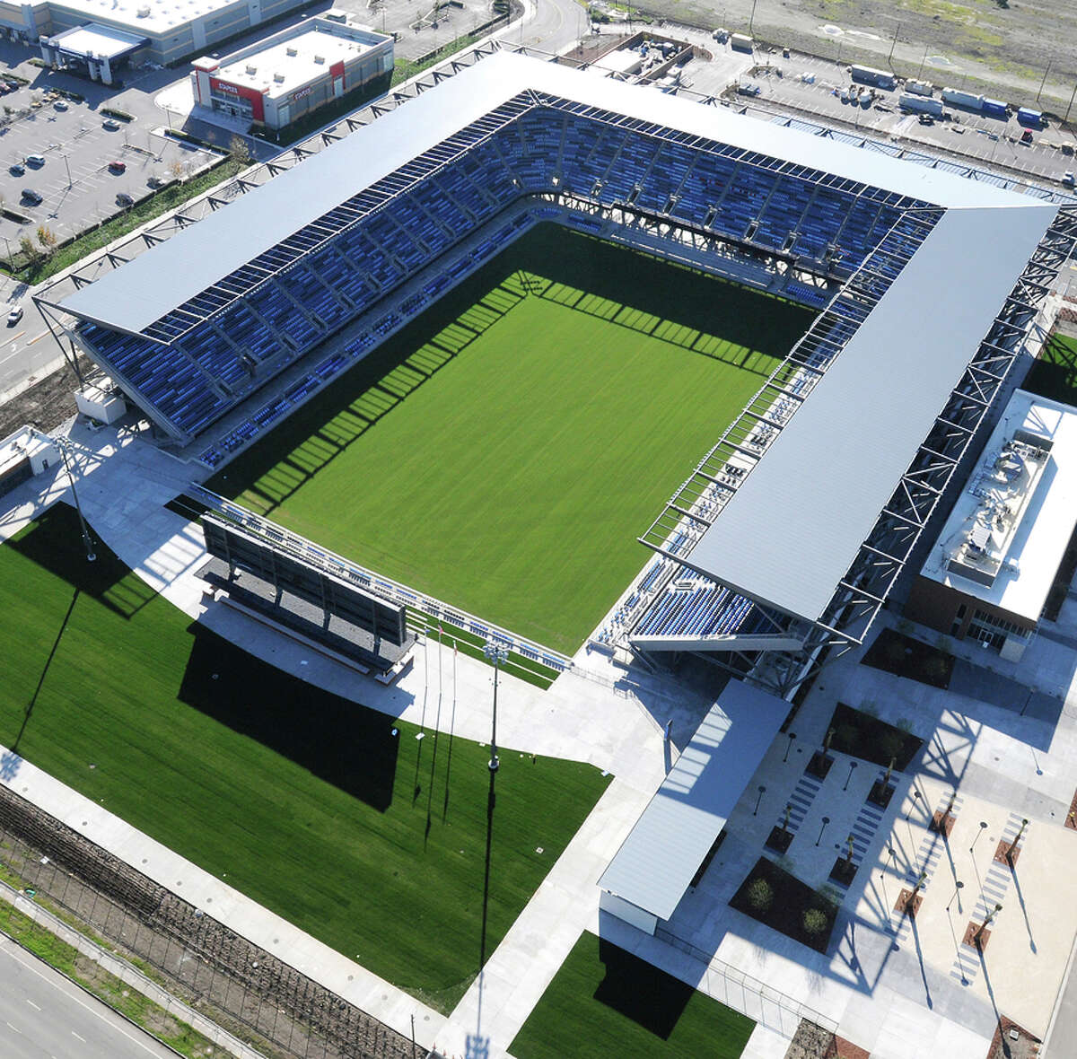 Alan Black on soccer Strike could delay Quakes’ stadium opening