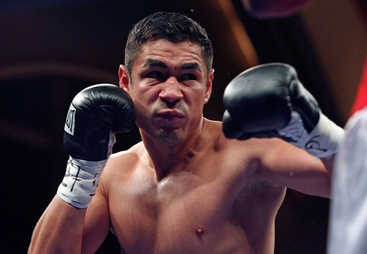 San Antonio boxer Oscar Diaz dead at 32