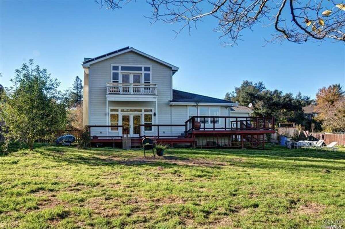 Dreamy country living in Sonoma County