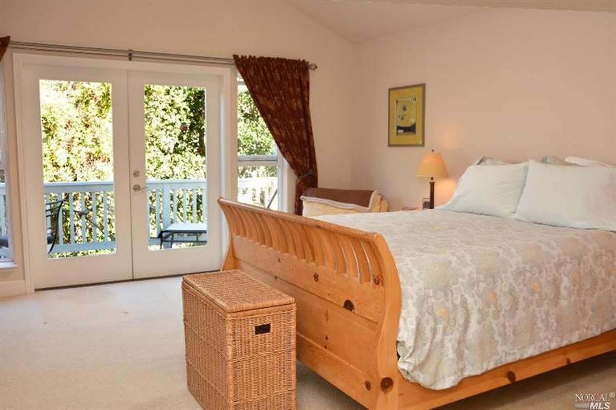 Dreamy country living in Sonoma County