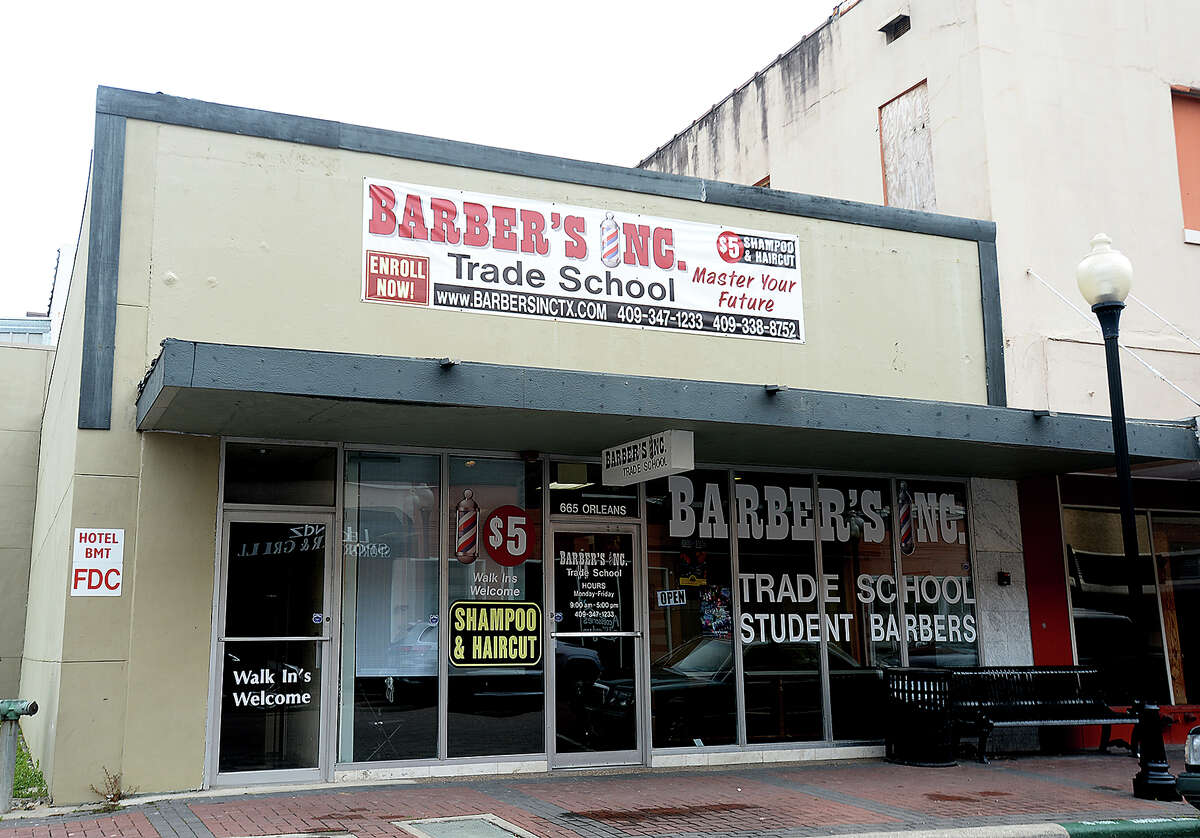 Downtown barber shop teaches the trade