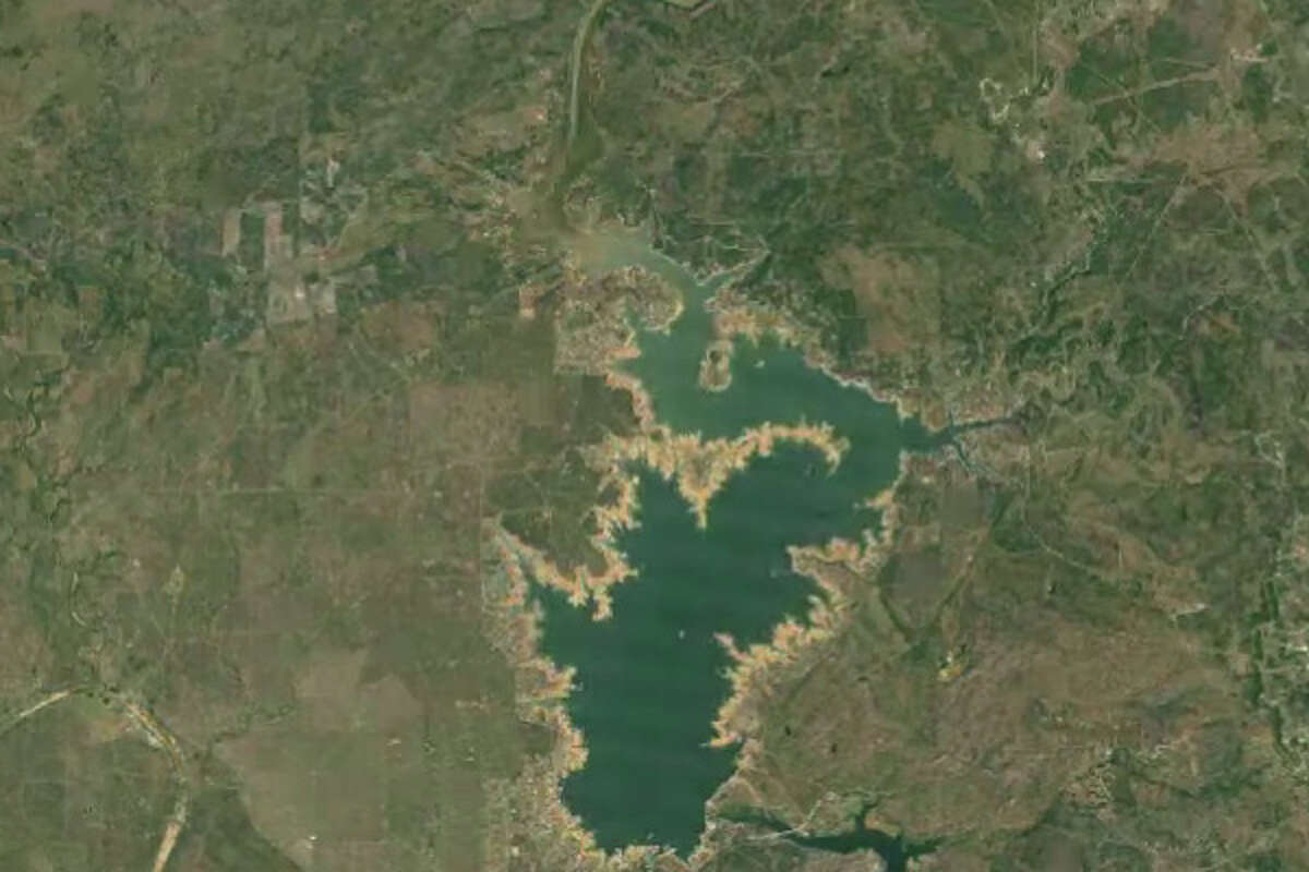 Timelapse photos show how the drought is changing Texas lakes