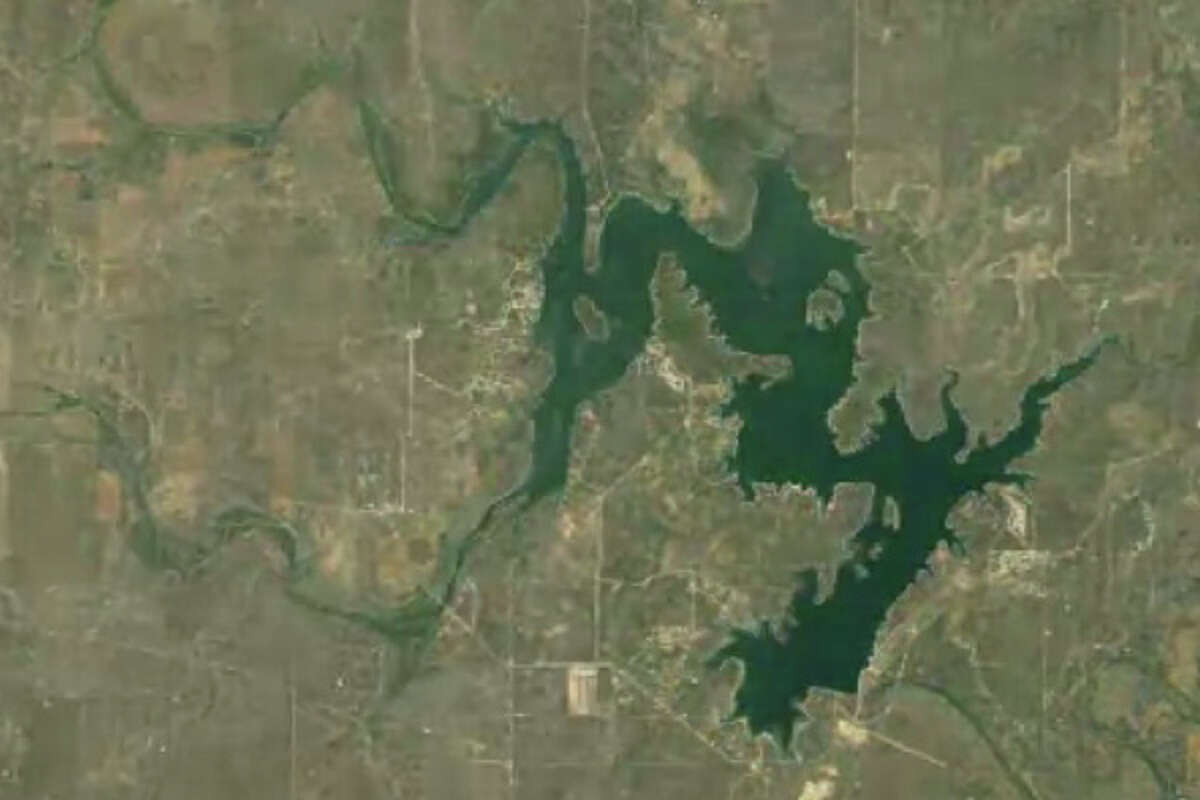 Timelapse photos show how the drought is changing Texas lakes