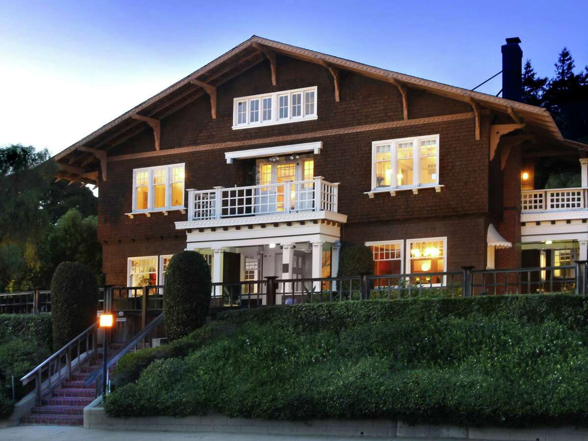 Julia Vallejo home example of First Bay Tradition