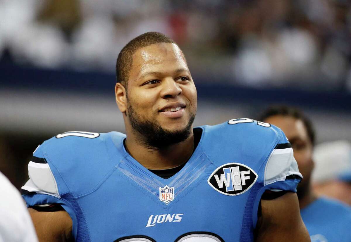 Ndamukong Suh would be biggest feather in Raiders' salary cap