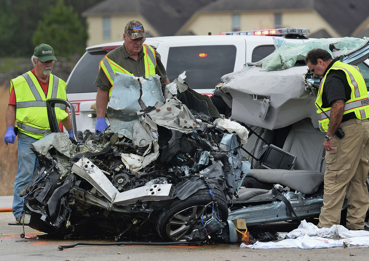 Police ID Beaumont man killed in Lumberton crash