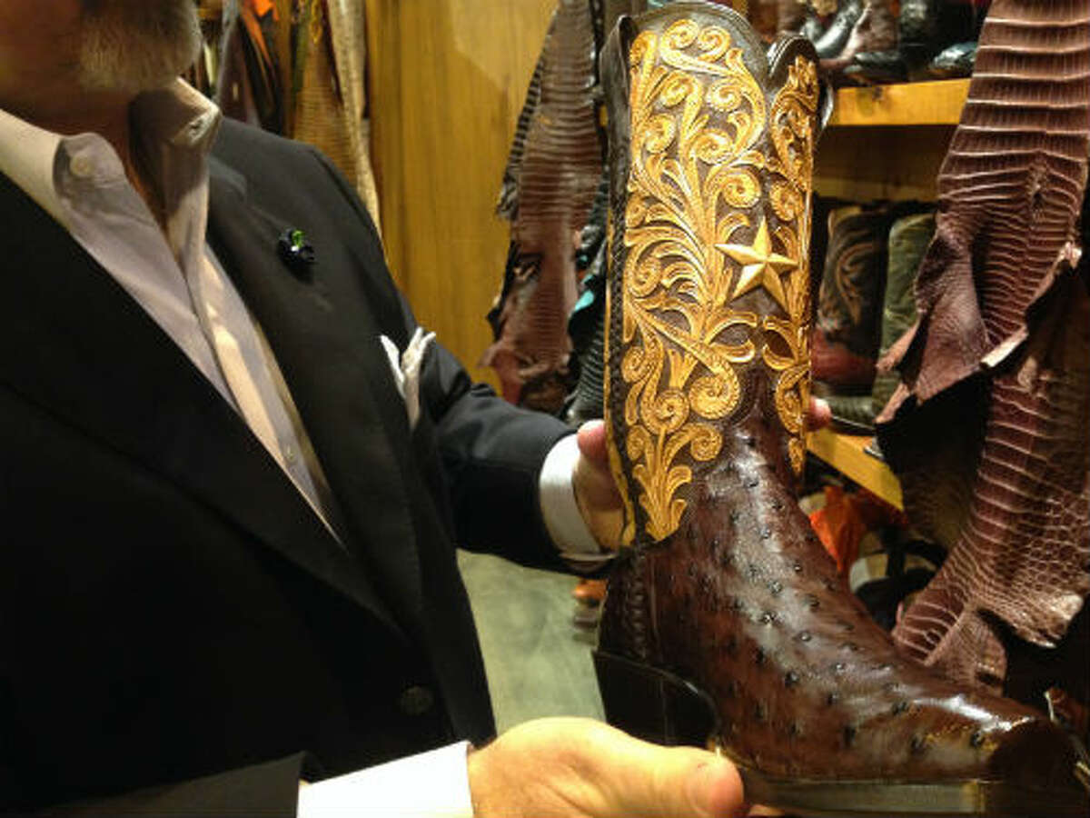 Byblomst øjenvipper Himmel The science behind $13K gator boots at RodeoHouston