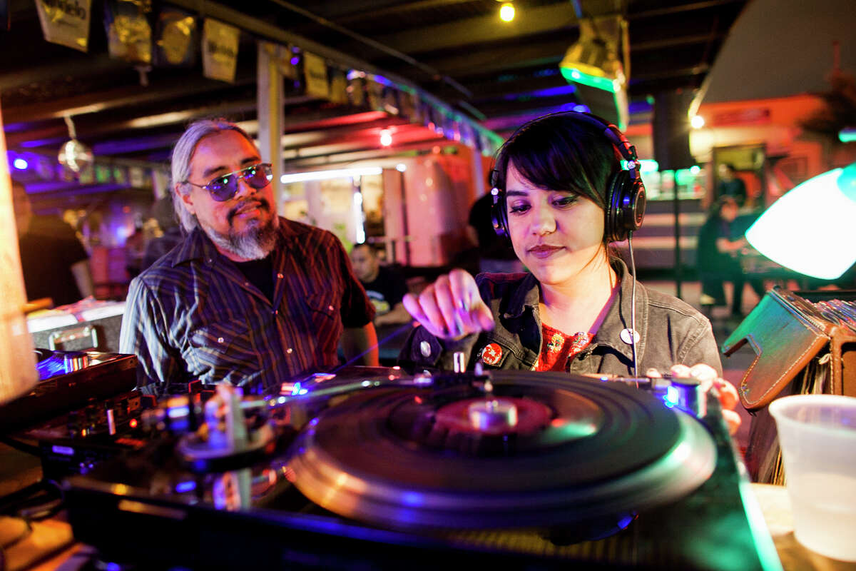 Allfemale DJ group Chulita Vinyl Club about grrl fun