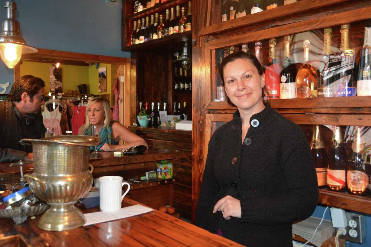 Hidden gem A tiny champagne and oyster bar in Alaska