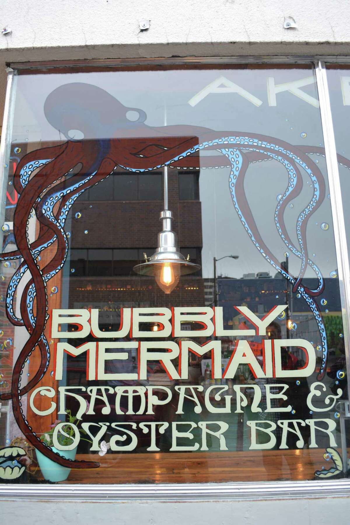 Hidden gem A tiny champagne and oyster bar in Alaska