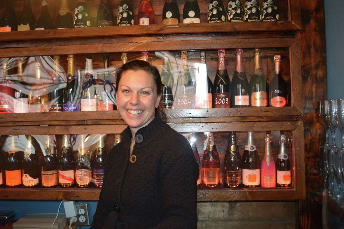 Hidden gem A tiny champagne and oyster bar in Alaska