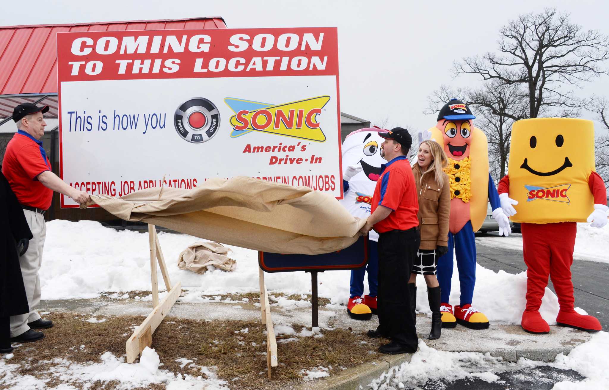 Sonic Drive In Ready For Hop   RawImage 