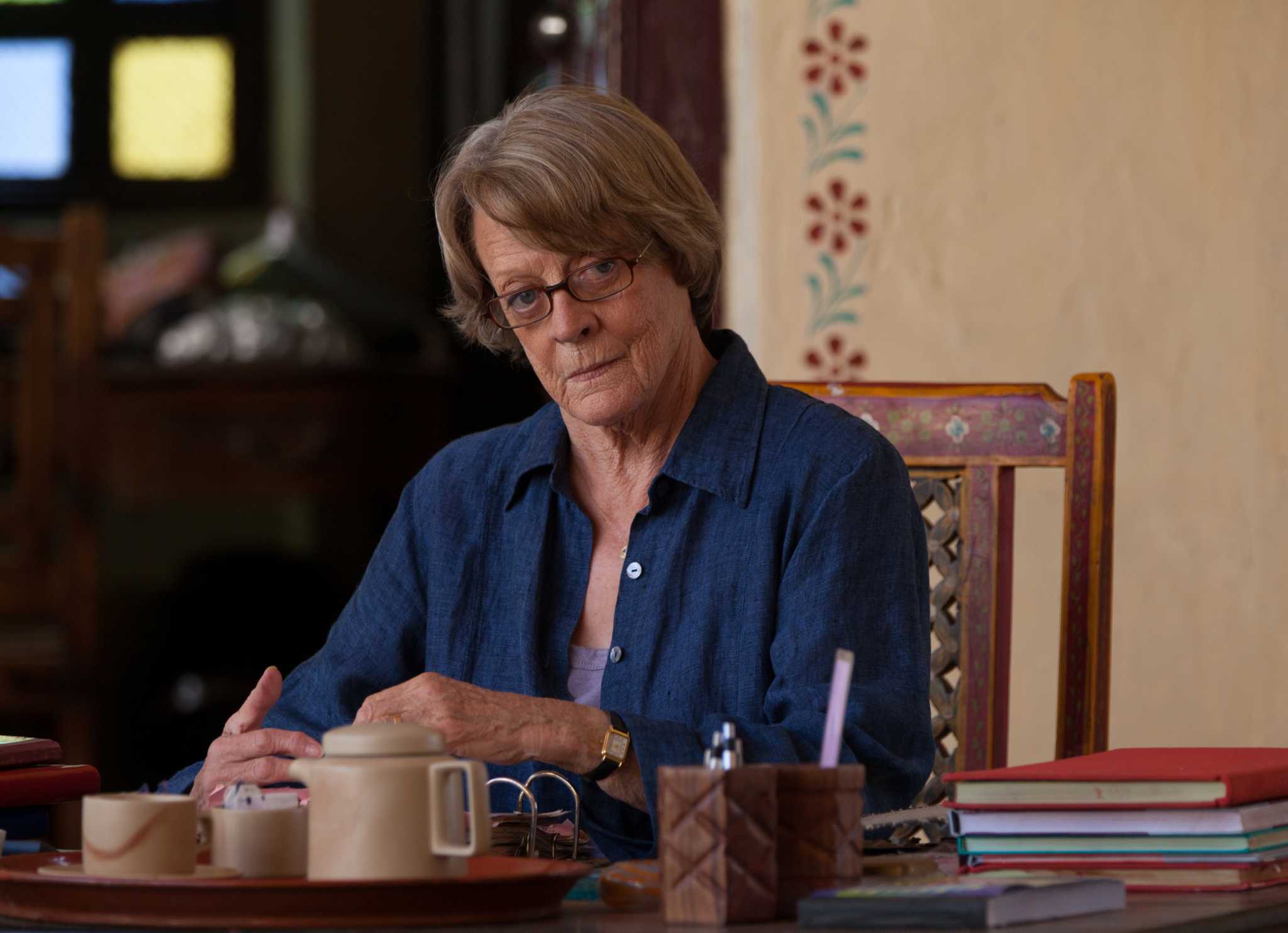 Мэгги смит отель мэриголд. Заселение продолжается. Заселение продолжается. Мэгги смит отель мэриголд. Отель мэриголд 2.