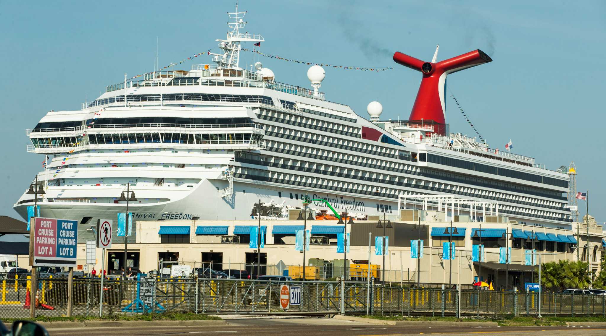 Did Shelling from Royal Caribbean's M.S. 'Allure' Sink a Carnival Cruise  Vessel?