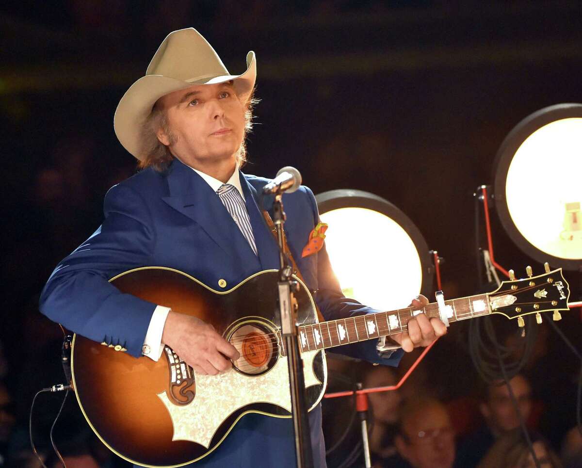 Willie Nelson, Dwight Yoakum among performers at this year’s Austin Rodeo