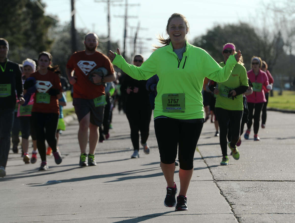 Gusher runners at Lamar University