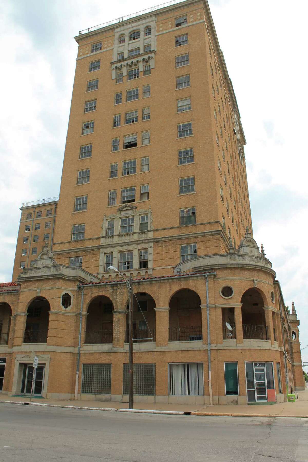 Historic Baker Hotel in Texas could bring millions if renovated study