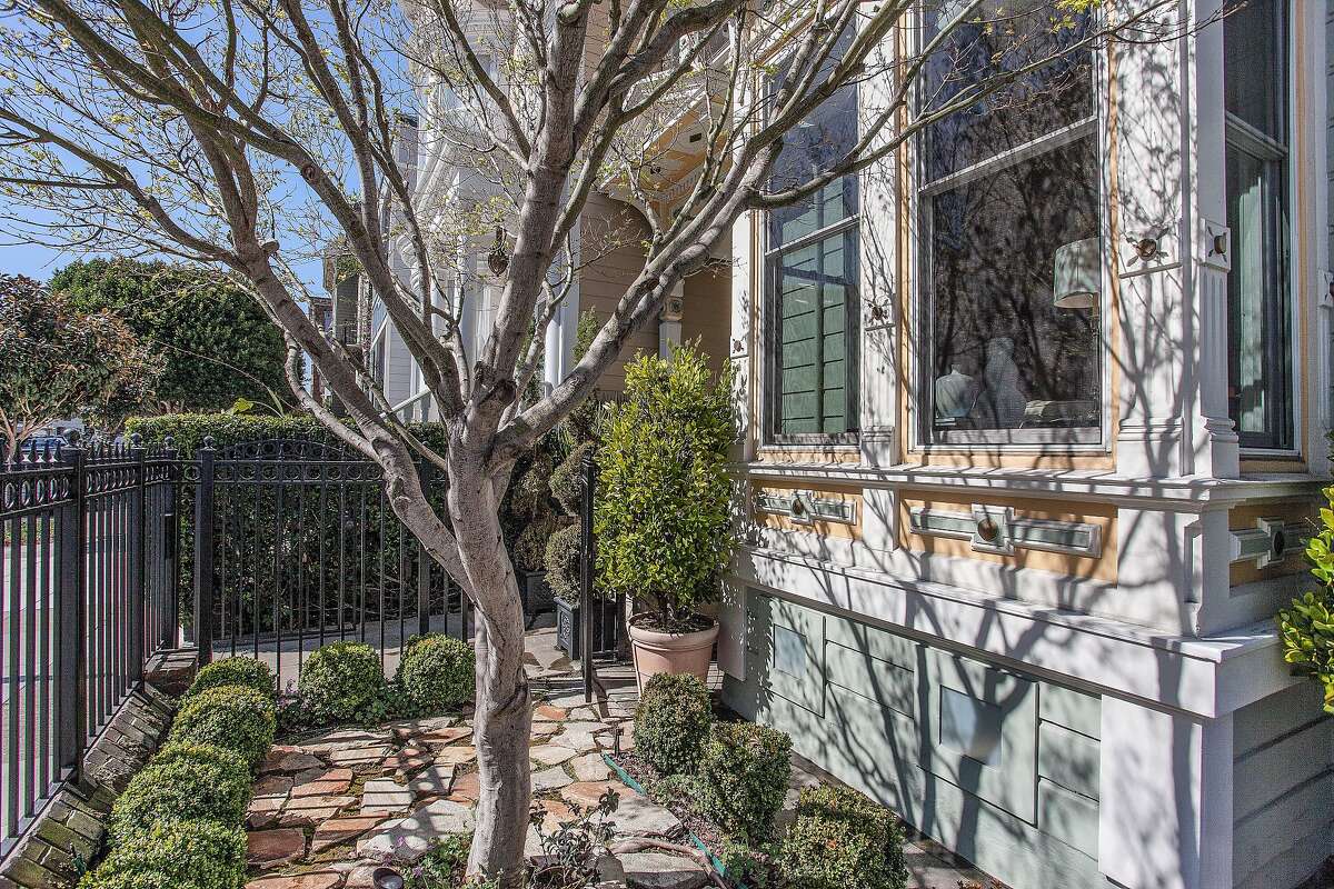 Timeless charm permeates Cow Hollow Victorian