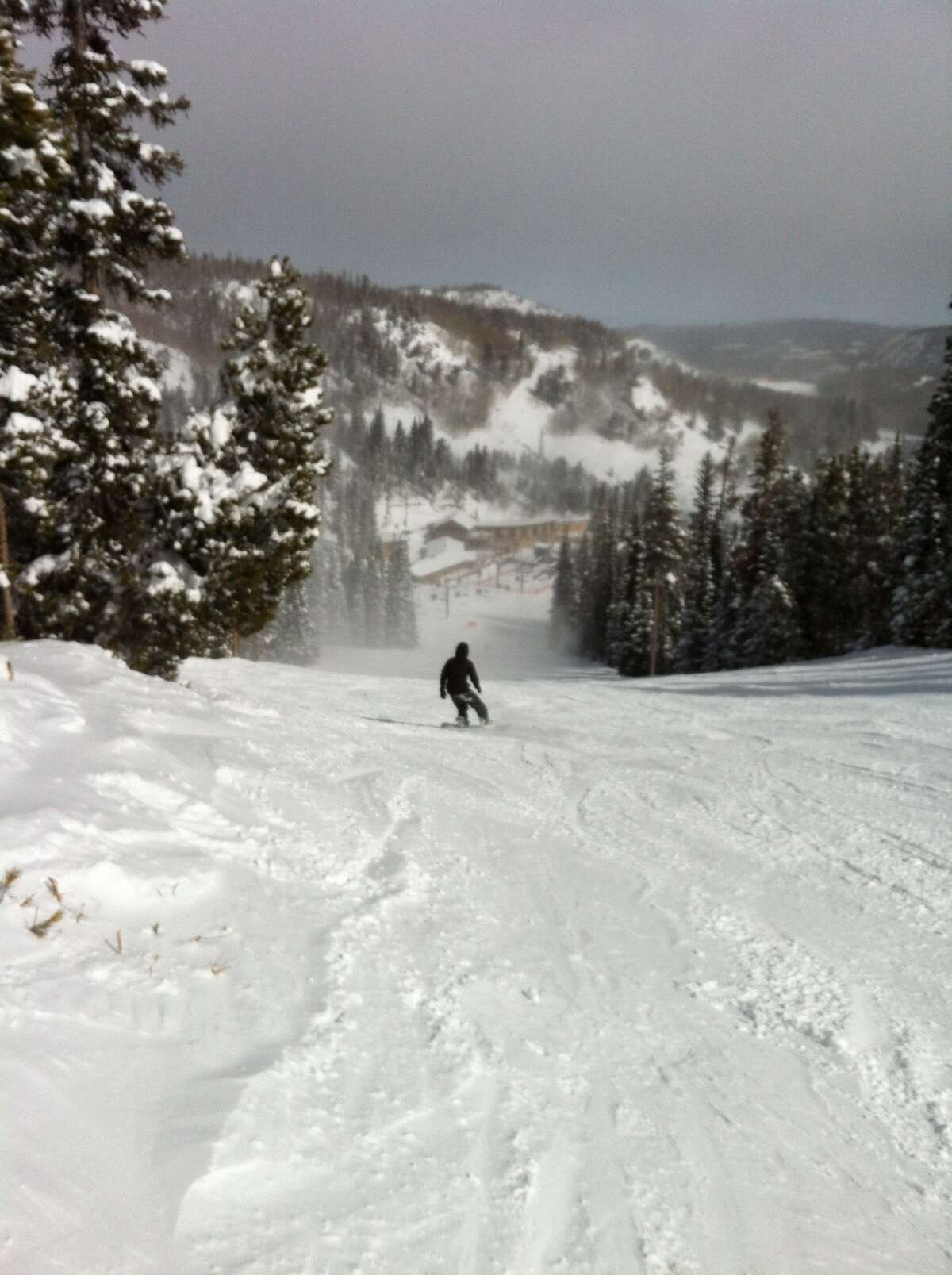 Eldora offers inexpensive alternative to pricier Colorado ski resorts