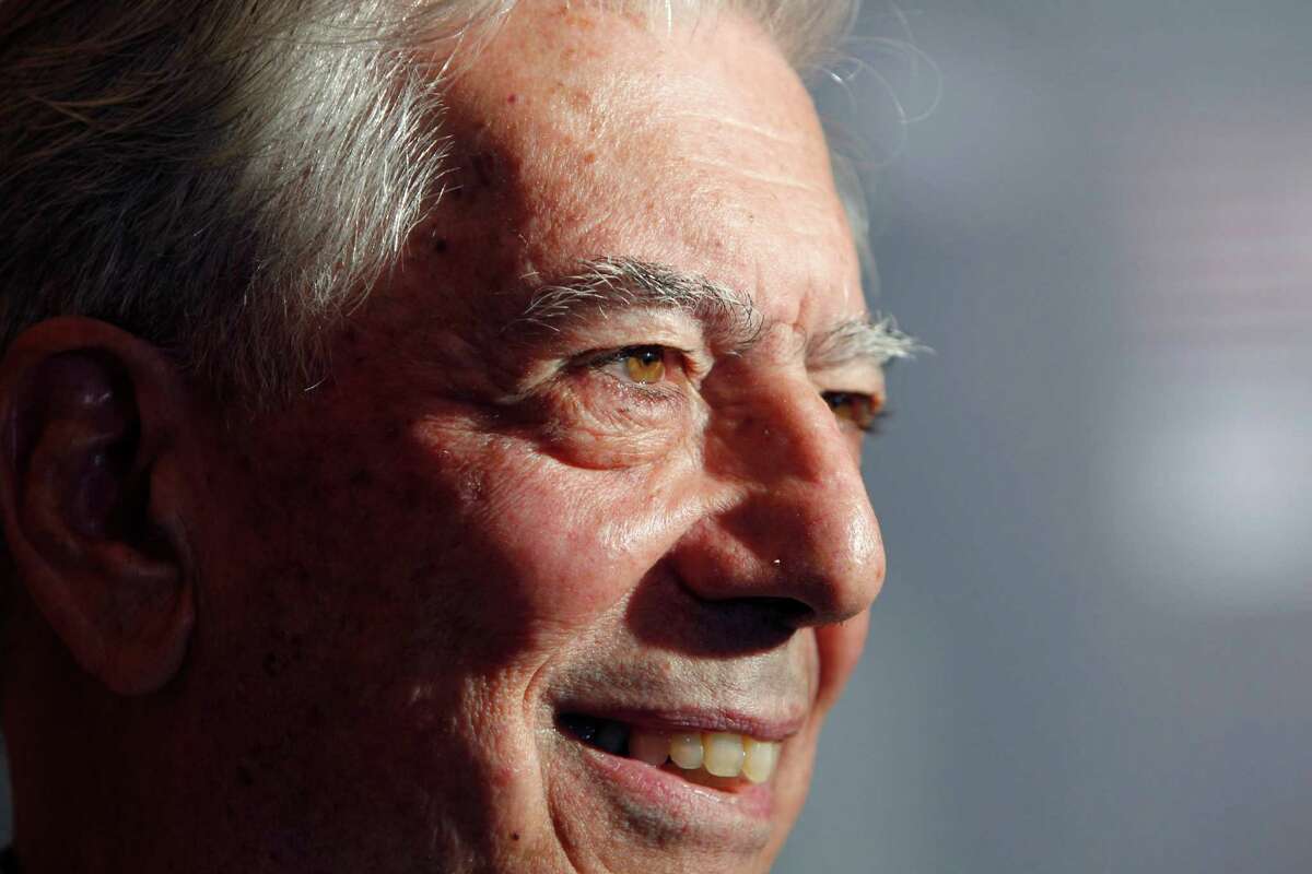 Mario Vargas Llosa was part of the global boom in Latin American literature in the 60s, along with outstanding authors as the Colombian Gabriel García Márquez and the Mexican Carlos Fuentes.