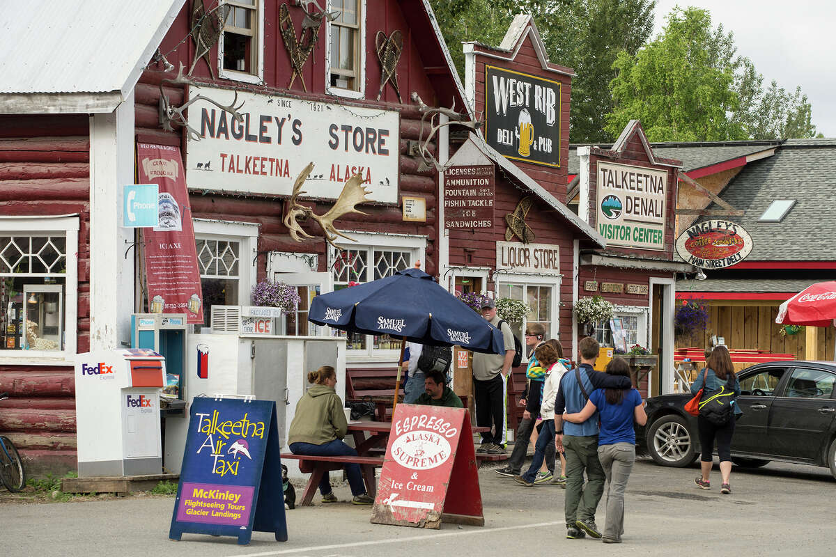 Nagley’s Store is the headquarters for Stubbs, the town’s feline mayor for the past 17 years.