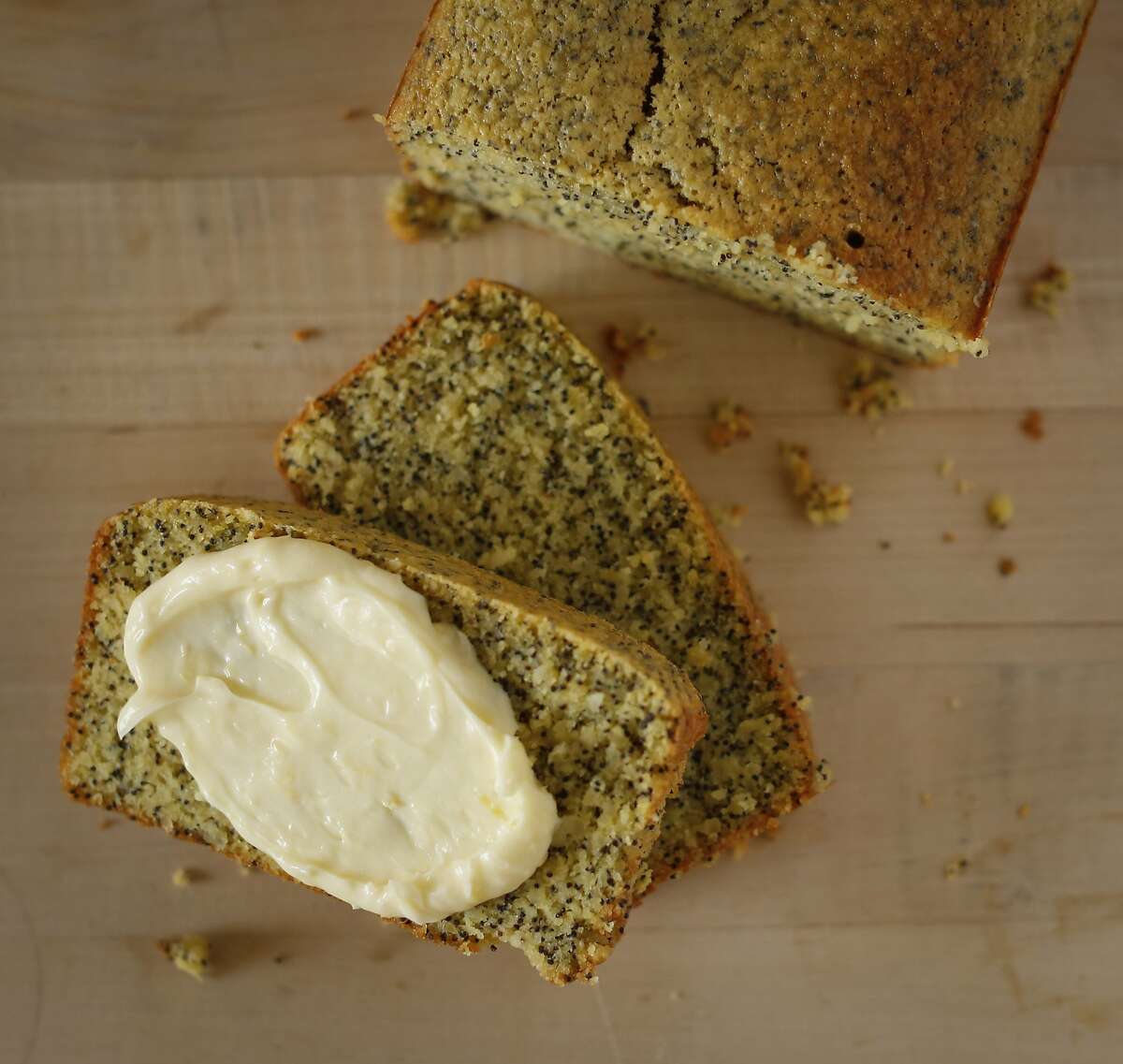 Ry Stephen�s Flourless Whole Orange Poppy Seed Cake With