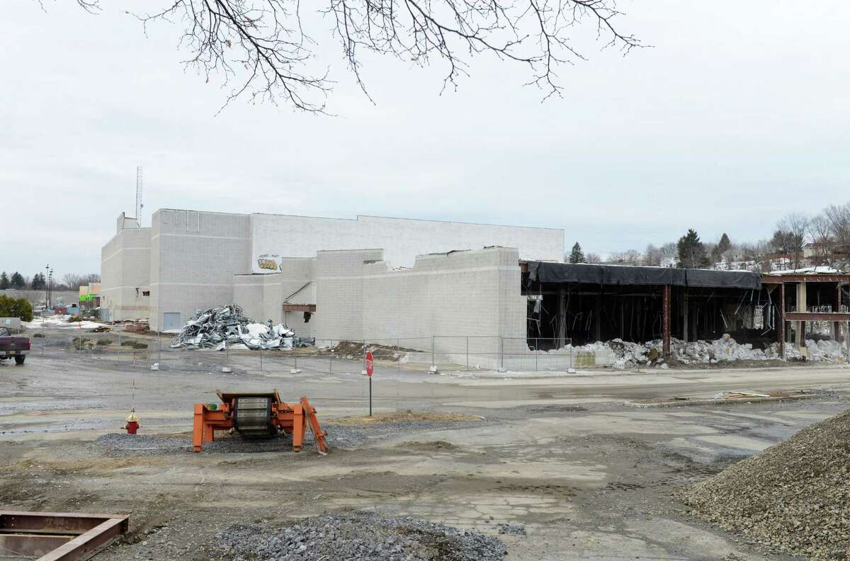 Demolition work continues on the remaining Latham Circle Mall buildings Monday, March 16, 2015, in Colonie, N.Y. (Will Waldron/Times Union)