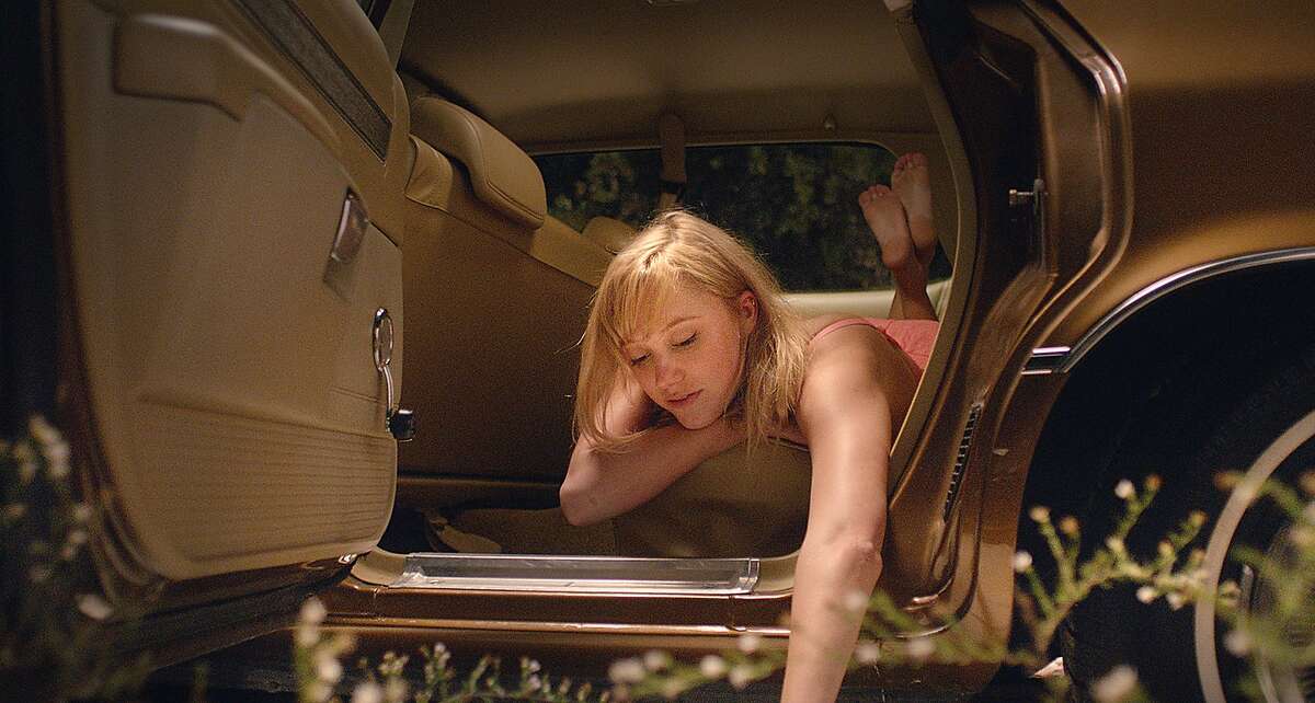 Sexy Naked Girls Having Sex In Car - Zombies stalk teens who have sex in 'It Follows'