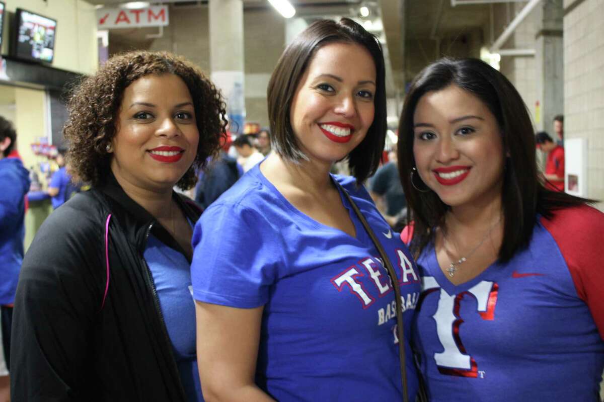 Fans showed up at the old ballpark, well the Alamodome, for the third year of the H-E-B Big League Weekend. The Los Angeles Dodgers beat the stuffing out of the Texas Rangers 11 to 6 in front of 20,591 enthusiastic fans. Did our mySpy see you there?
