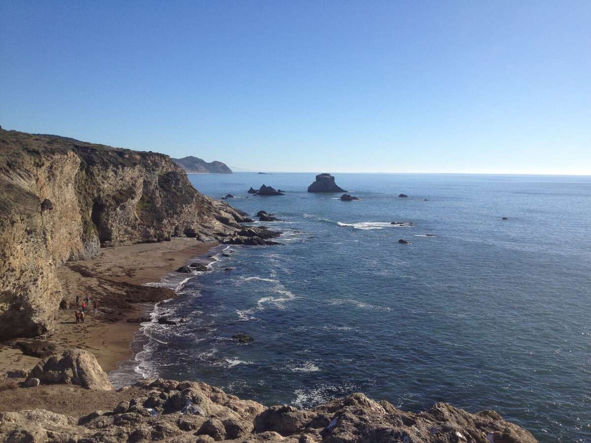 Point Reyes cliff collapse kills 1 hiker, injures another