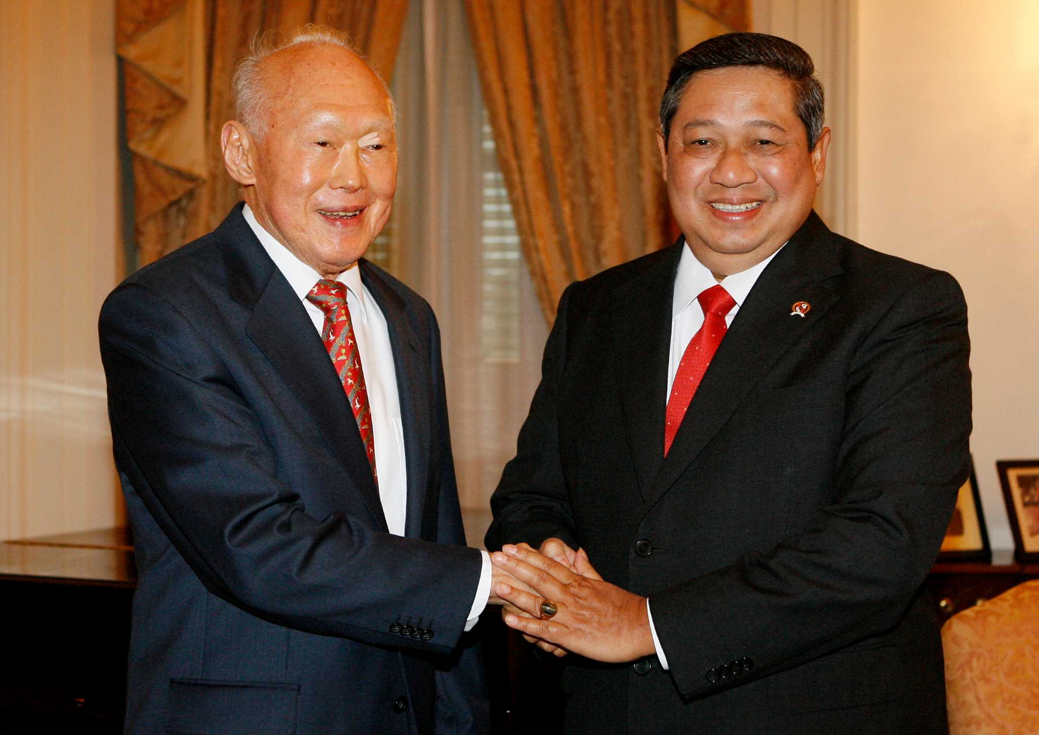 Lee Kuan Yew, Founder Of Modern Singapore, Dies At 91