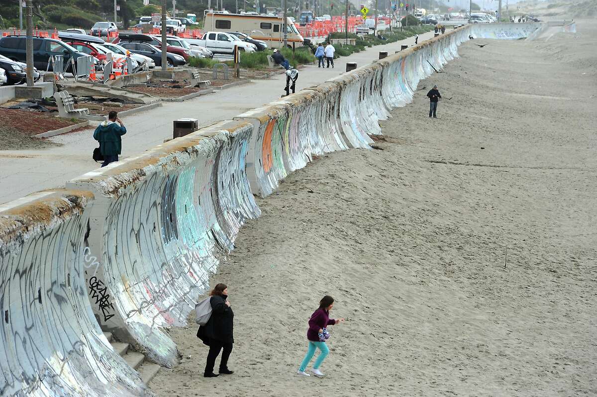Ocean Beach seawall being repaired through 2016