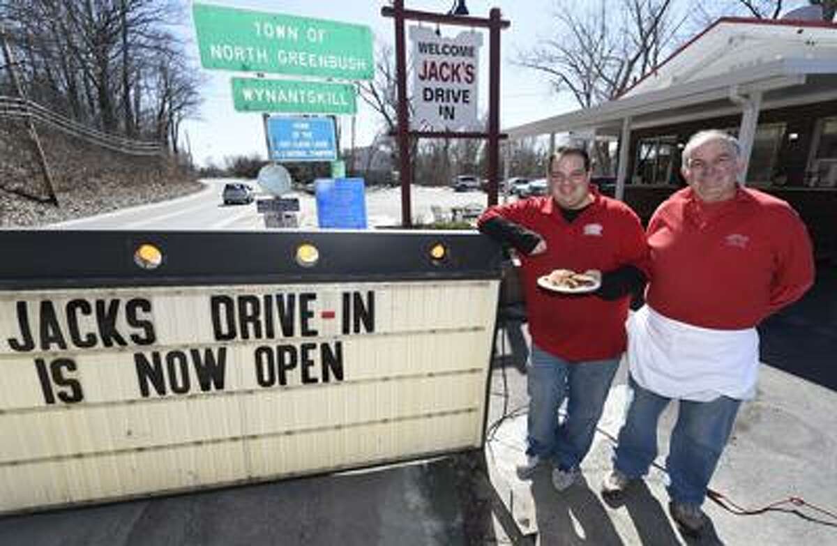 Famed for burgers, Jack's opens in Wynantskill