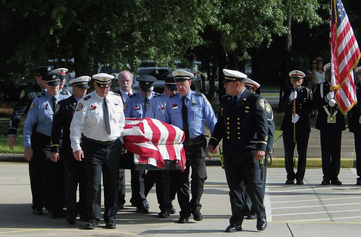 The 100 Club Can Save The Day For Families Of Peace Officers And 