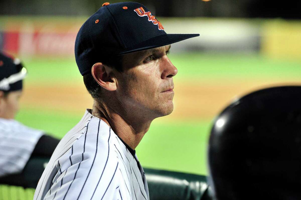 UTSA head coach Jason Marshall watches his team out of the dugout during the non-conference game against Texas A&M Aggies at Wolff Stadium in San Antonio on March 24, 2015.