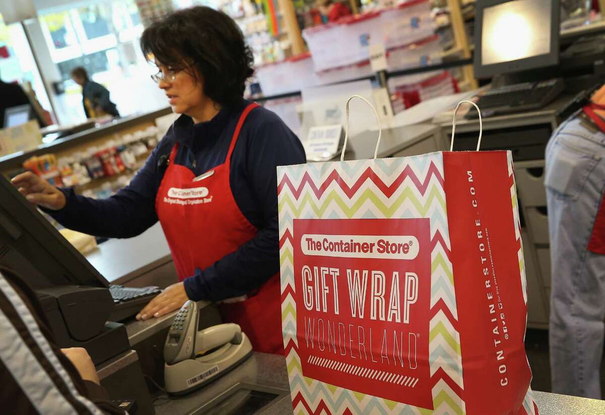 Amazon hiring 2,500 people for Houston fulfillment center