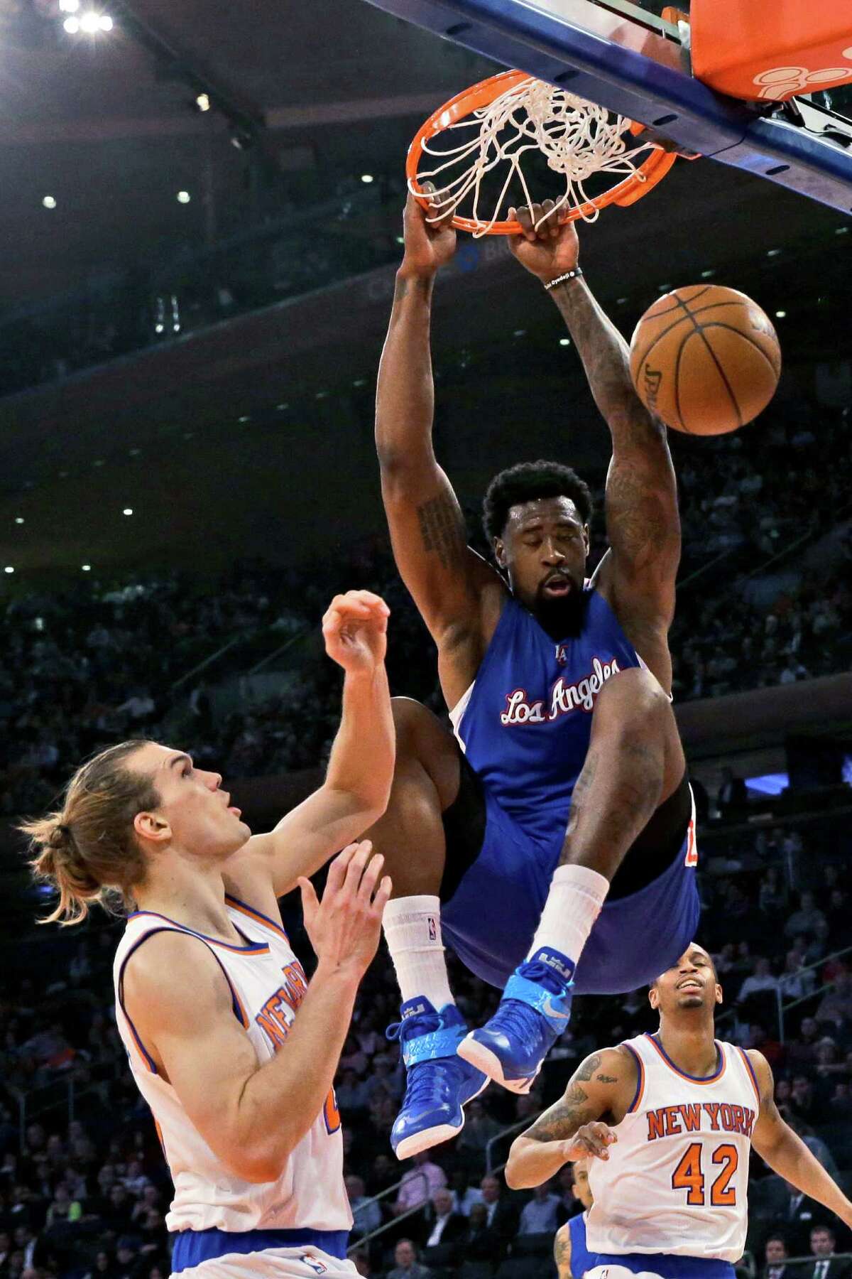 Clippers and Jordan too much for Knicks